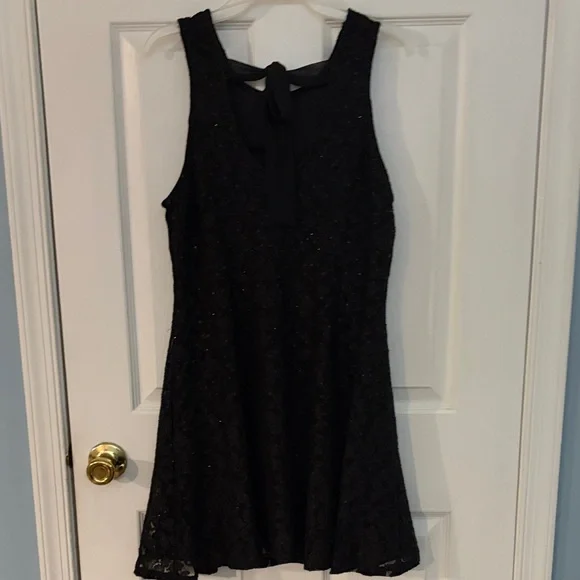 Speechless Black Lace Dress - Picture 2 of 4